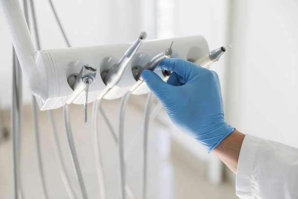 Professional Emergency Dentist technician working in Kilmarnock, VA